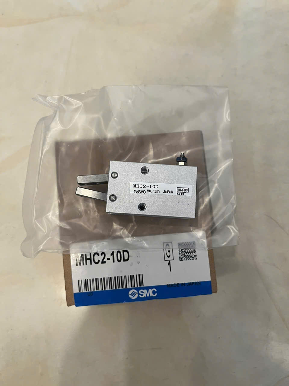 Kẹp khí nén SMC MHC2-10D